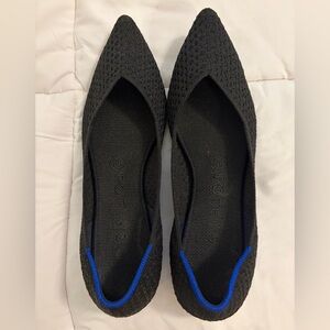 Rothy’s Stylish Black Textures Point Flats with Signature Blue Accents - size 9